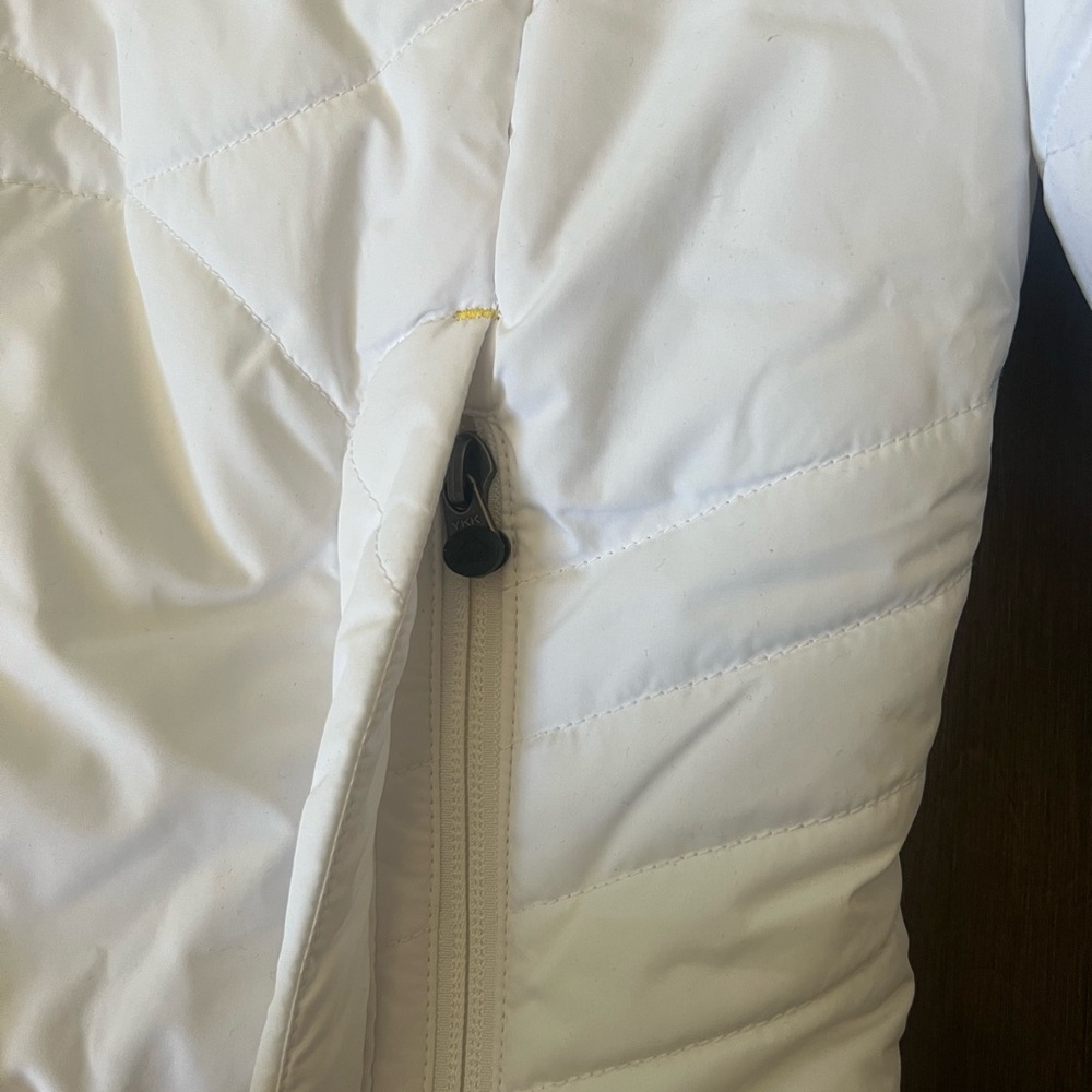 Women’s McKinley White Jacket - Picture 4 of 5